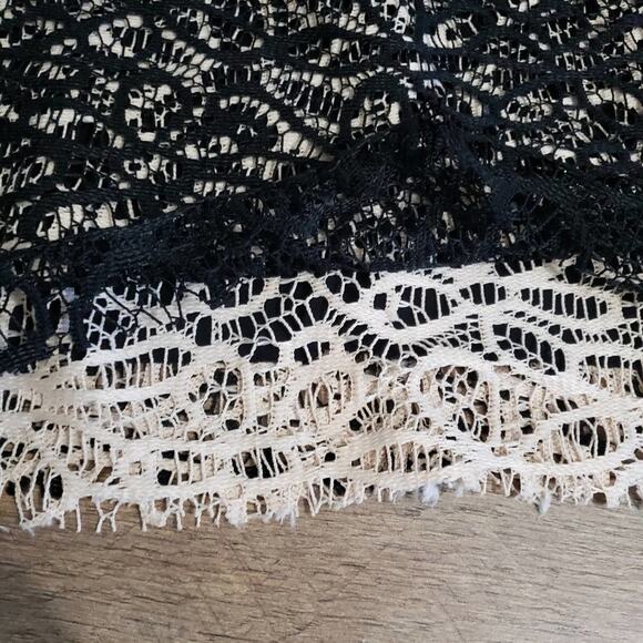 Weston Wear by Anthropologie Black Lace and Cream Pencil Skirt Small - Picture 6 of 13